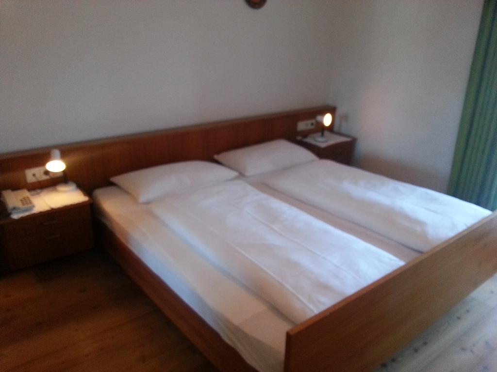Pension Panorama Welsberg Zimmer foto